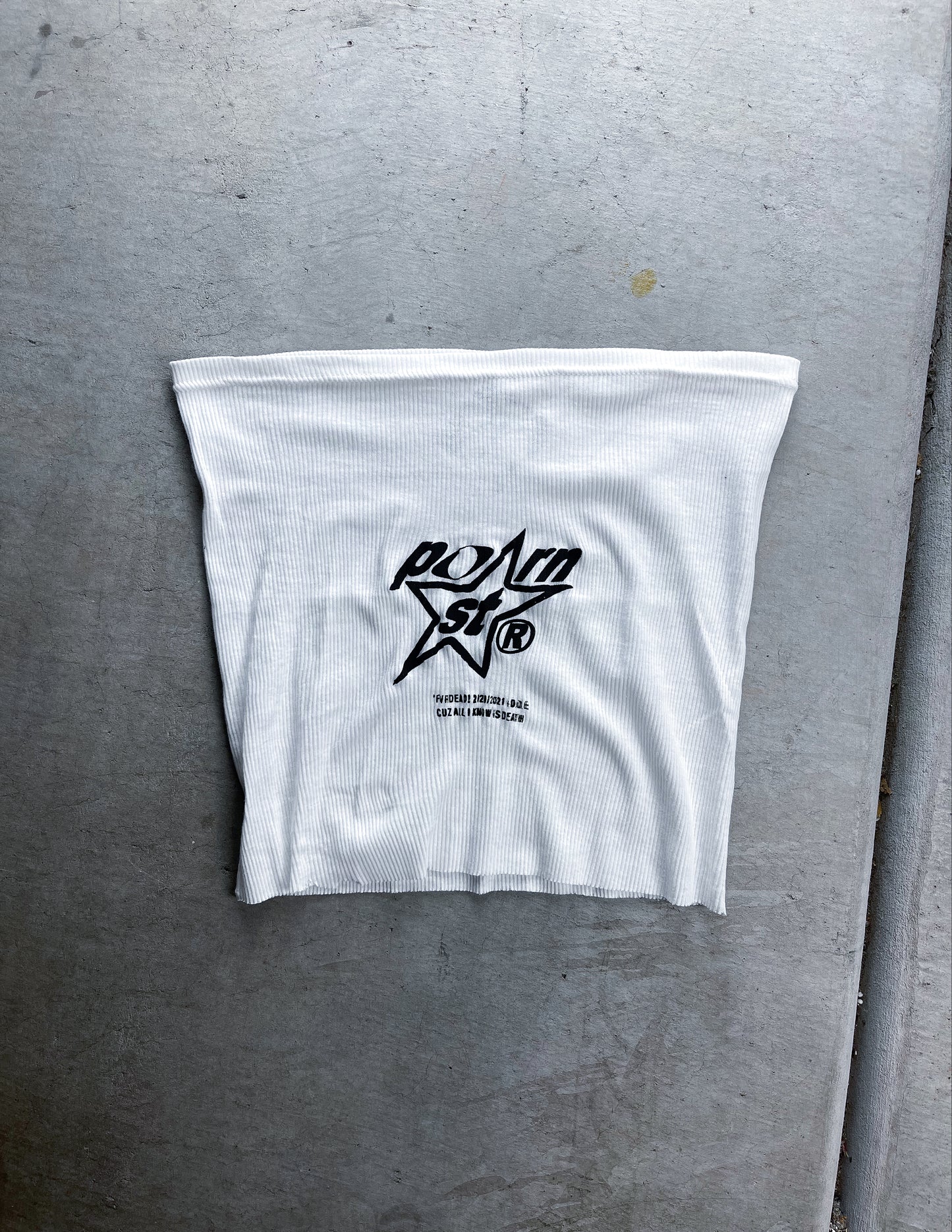 1. P+rnstR Tube top