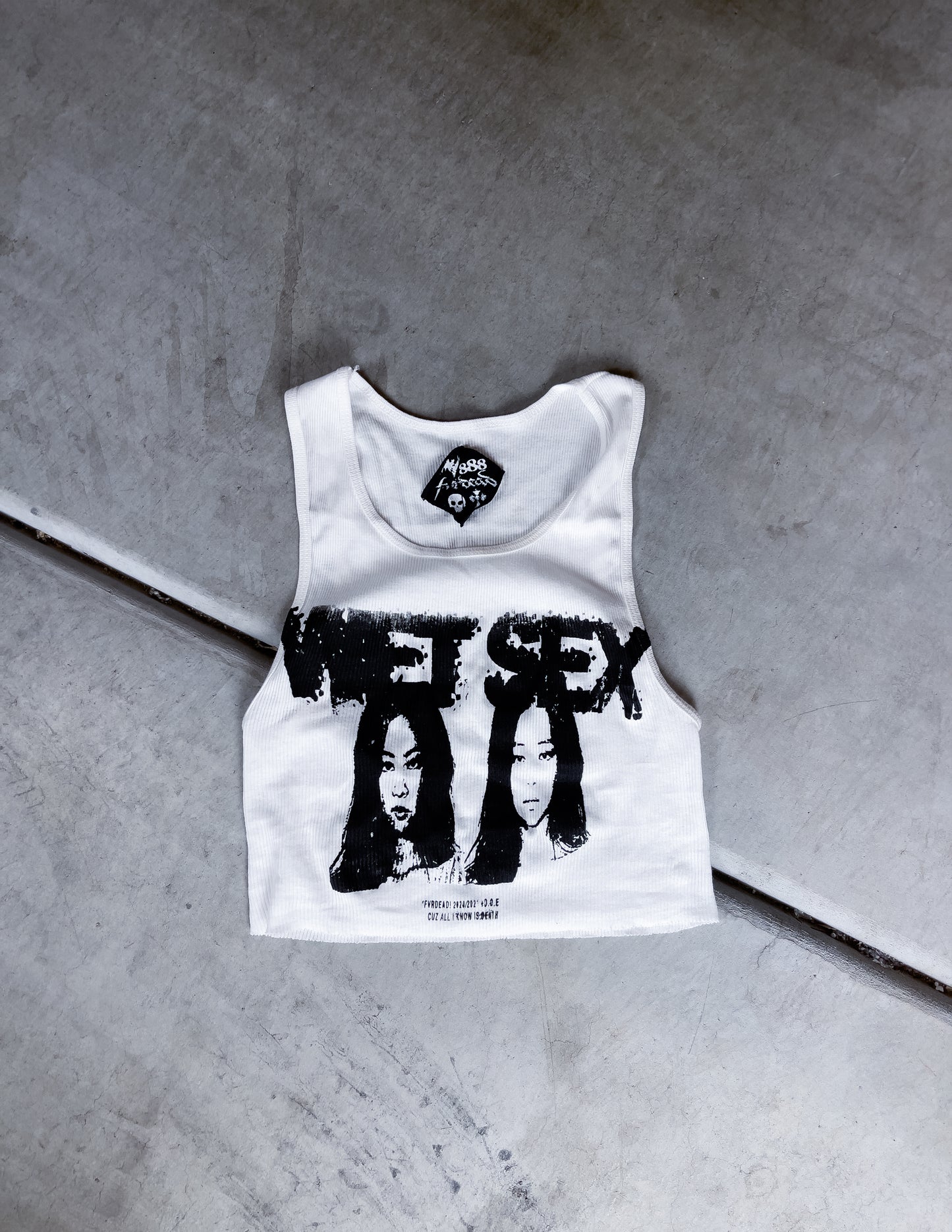 3. Wet S3x PuNk tAnkToP