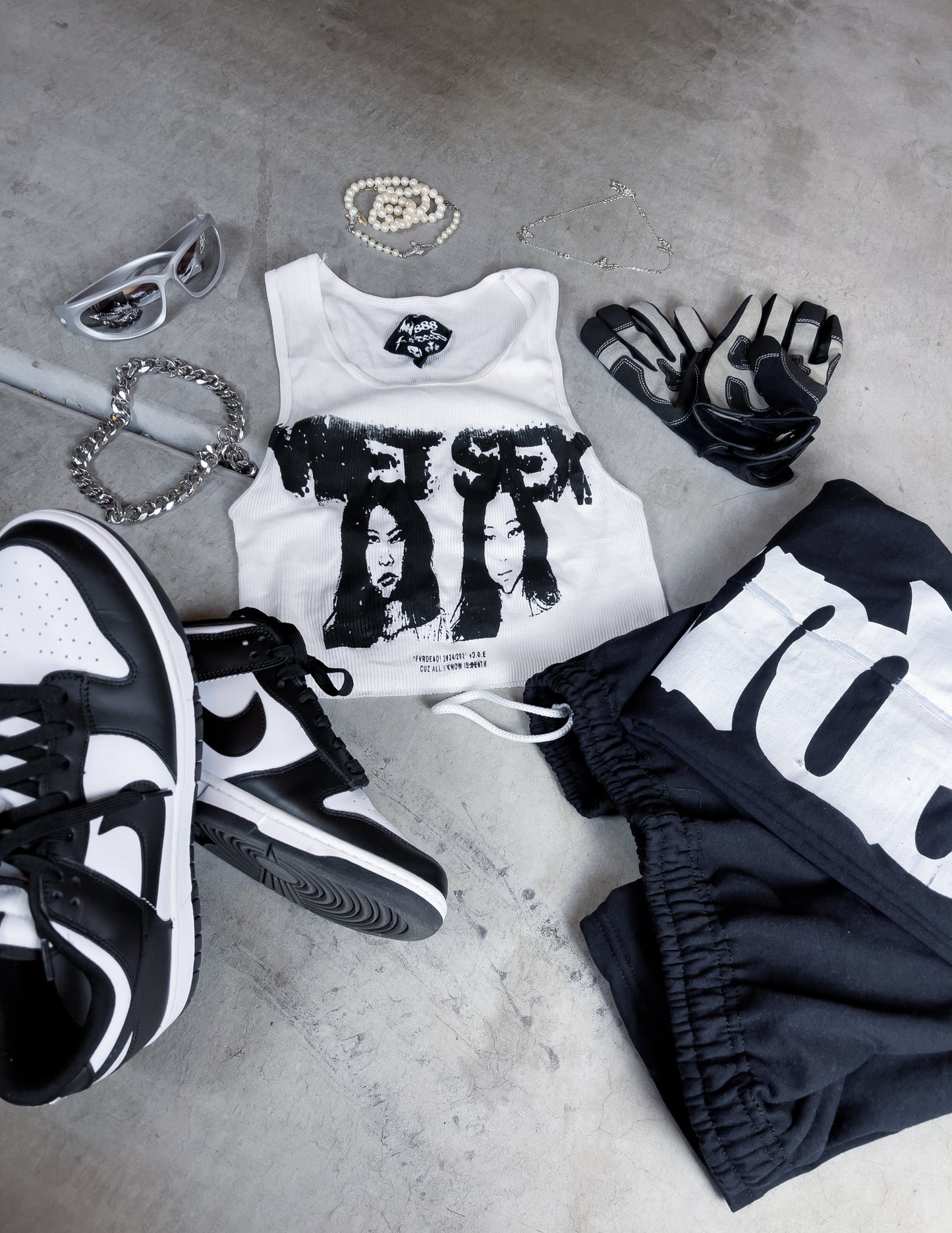 3. Wet S3x PuNk tAnkToP