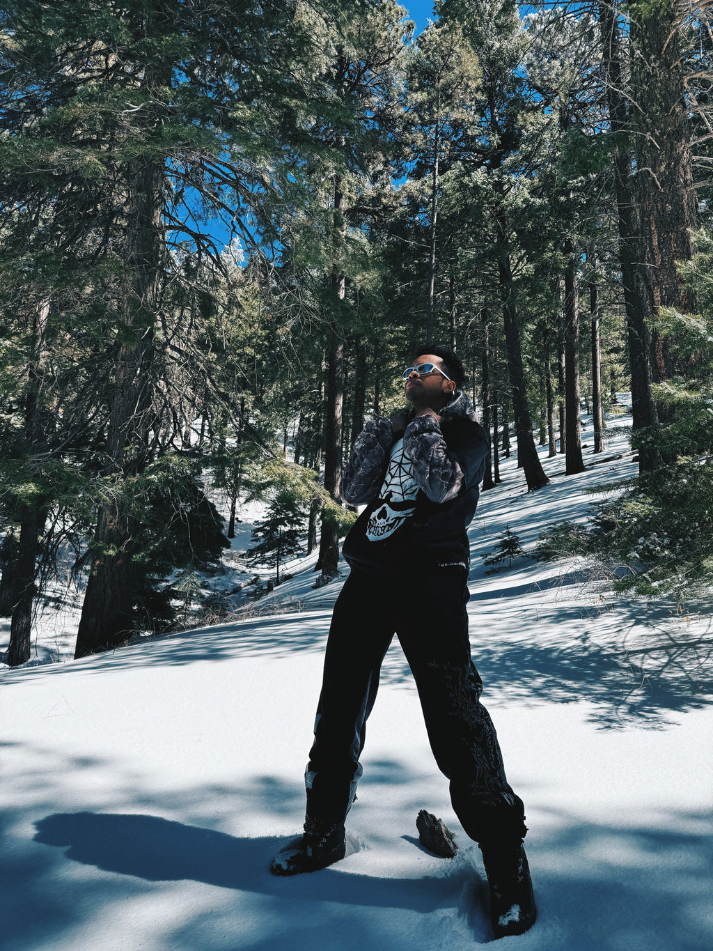 Sudadera con capucha reciclada Camo 1 de 1 n.° 2