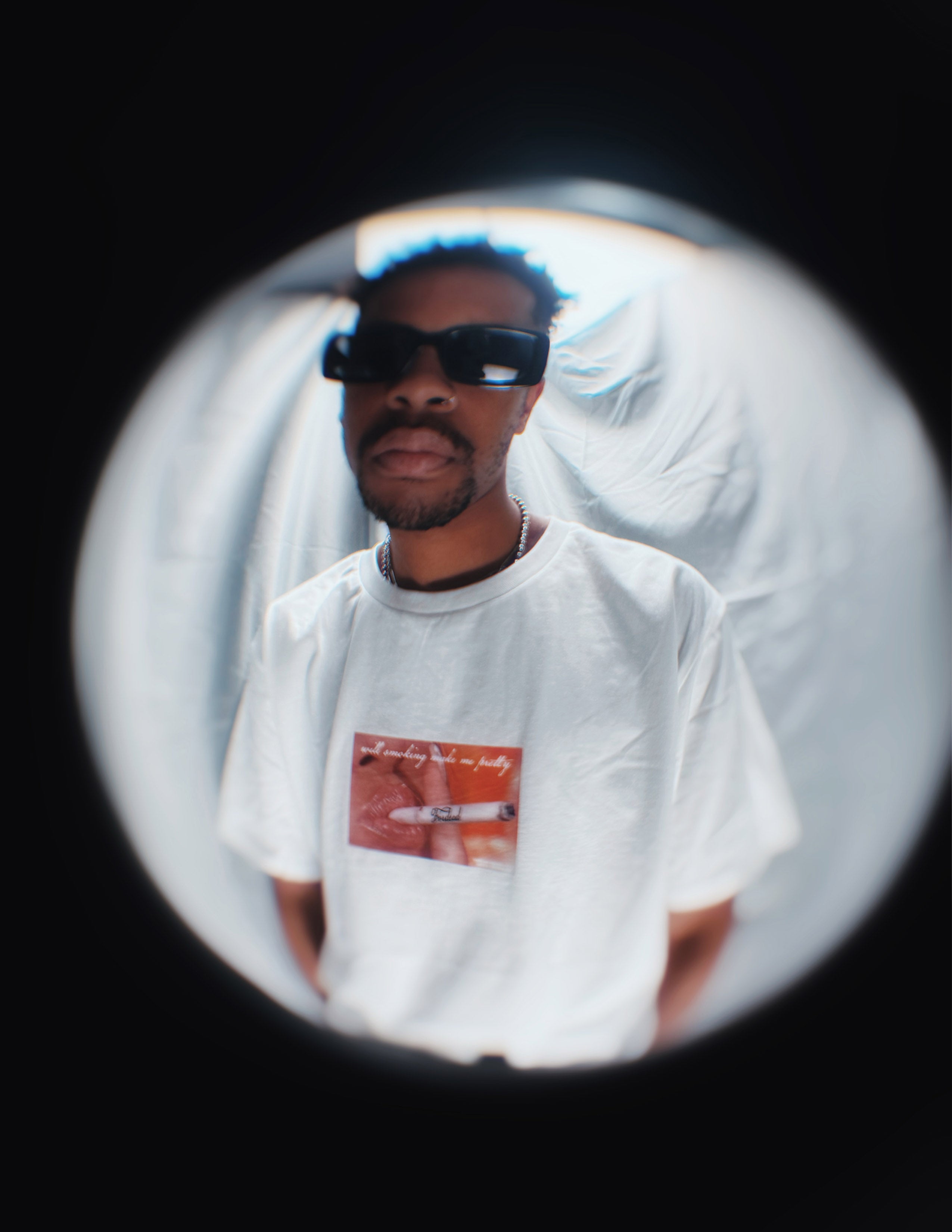 Pretty smoker White Tee v1.2