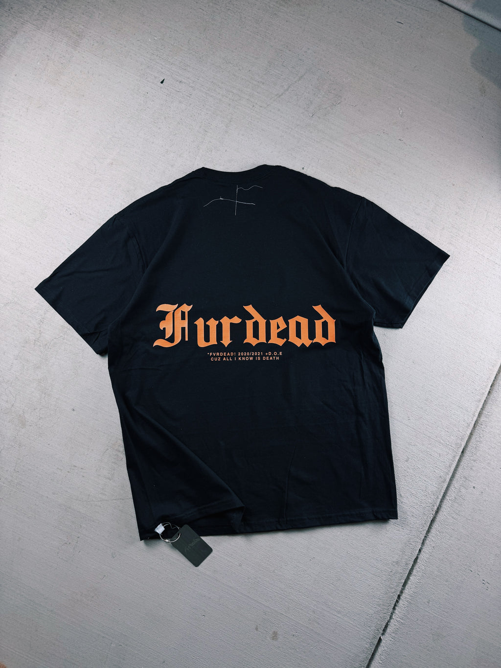 Bonita camiseta negra para fumadores