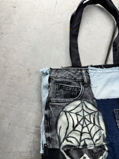 Detroit is not dead inside toto bag