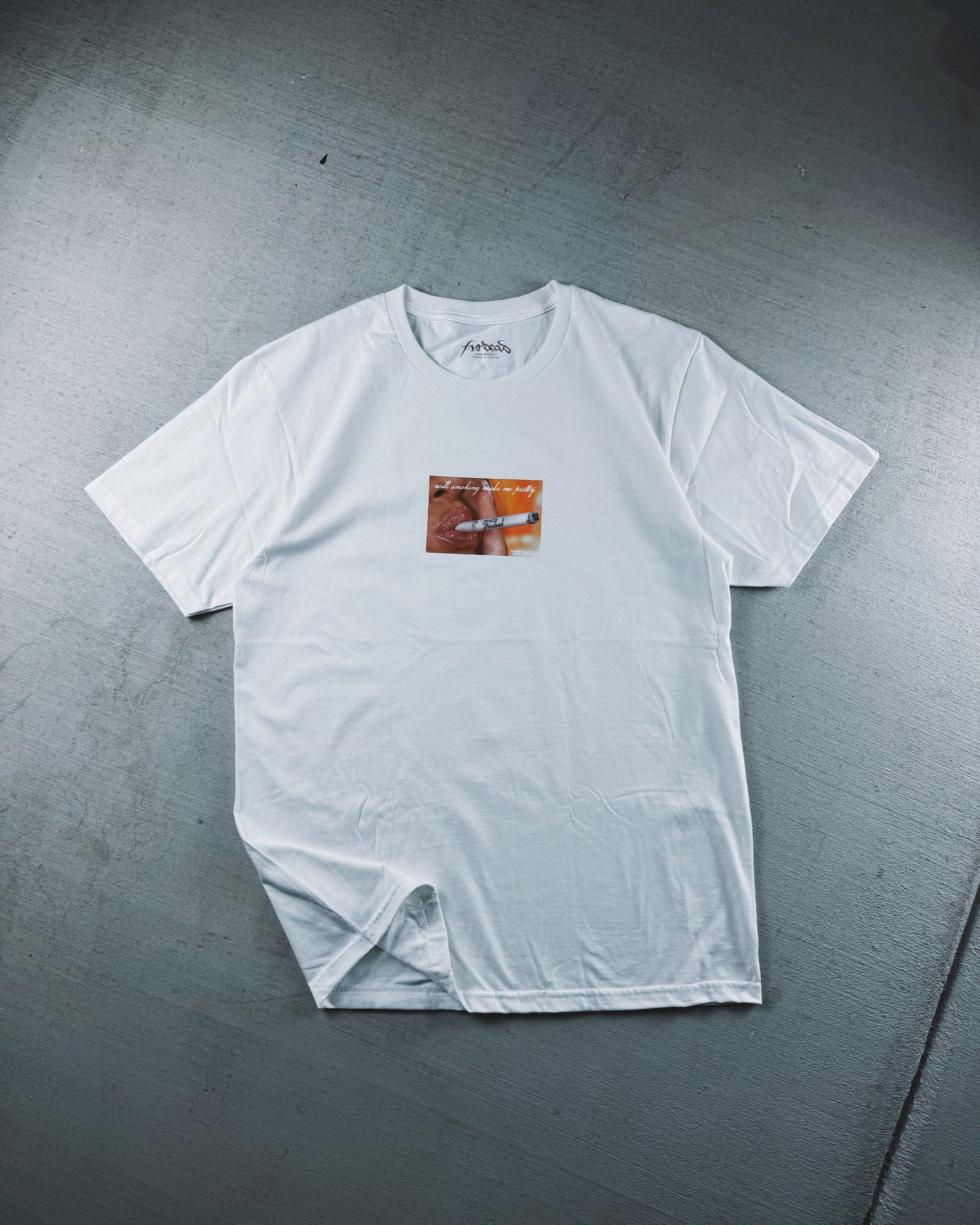 Pretty smoker White Tee v1.2