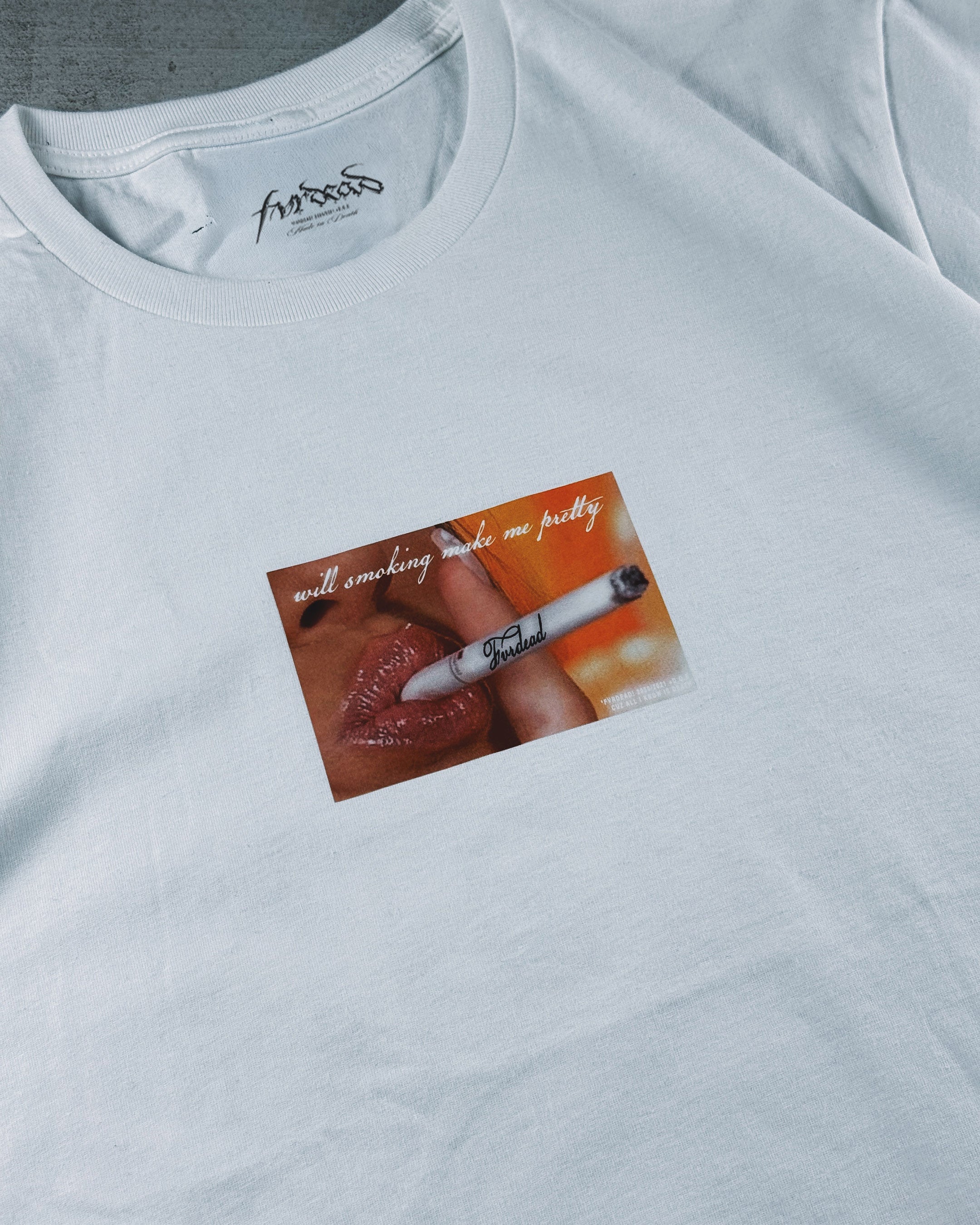 Pretty smoker White Tee v1.2