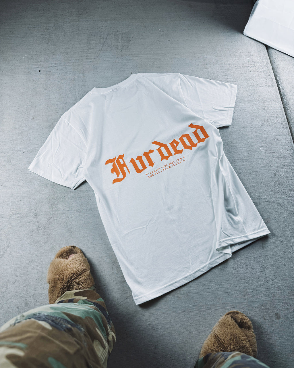 Pretty smoker White Tee v1.2
