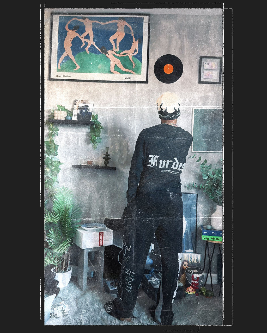 Angels cry too... Black longslevee tee