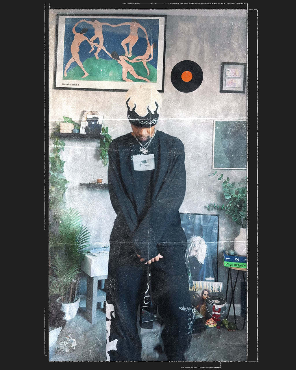 Angels cry too... Black longslevee tee