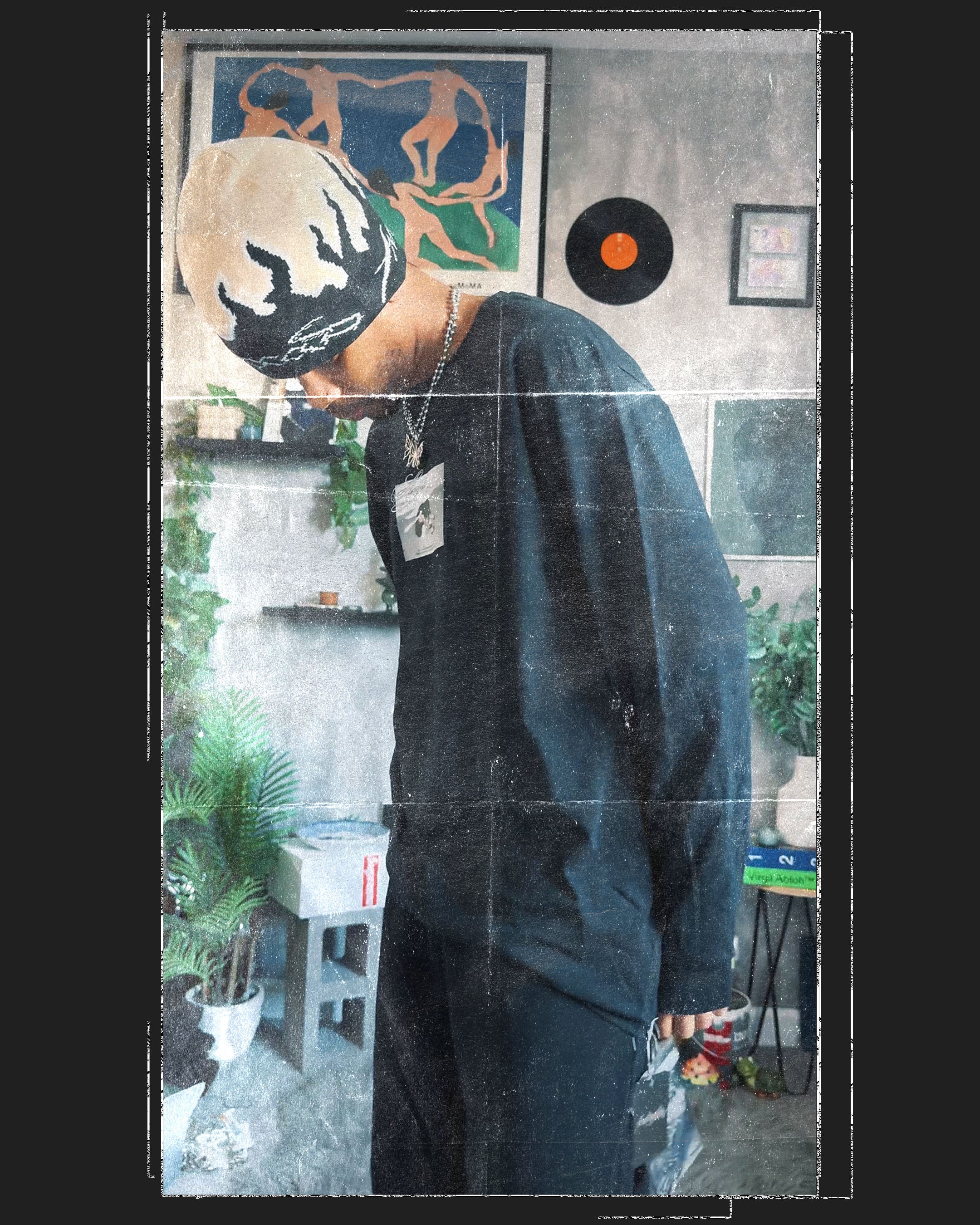 Angels cry too... Black longslevee tee