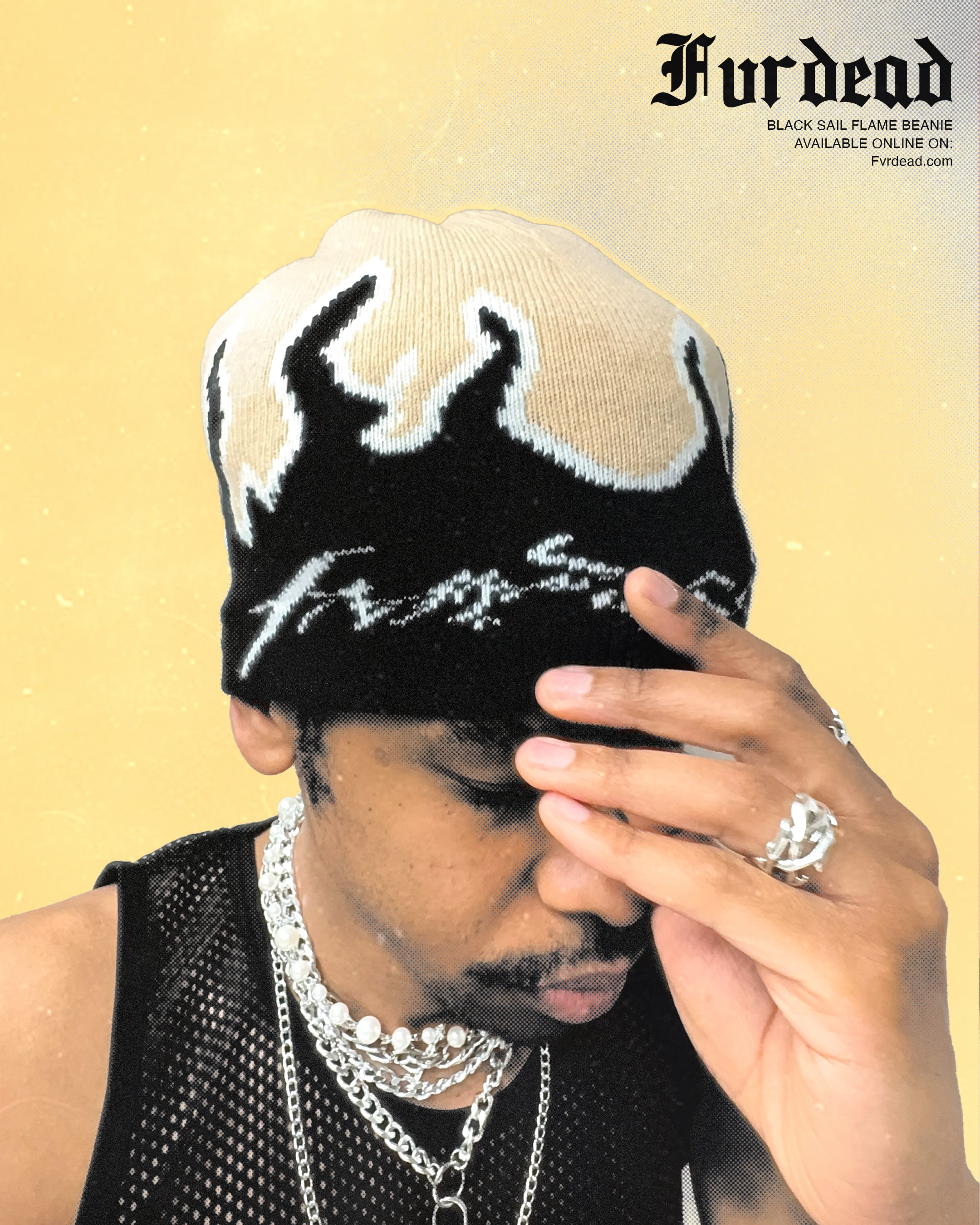 Gorro con llamas de Black Sail