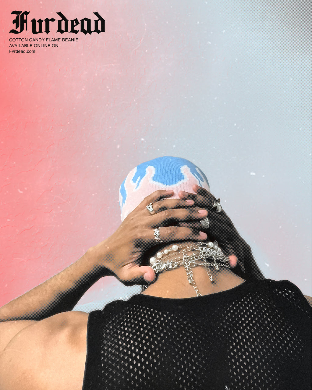 Gorro con llamas de algodón de azúcar