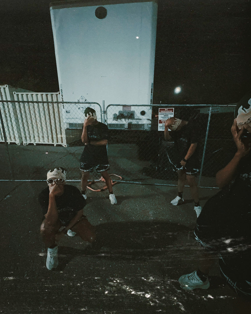 Gorro con llamas de musgo tóxico