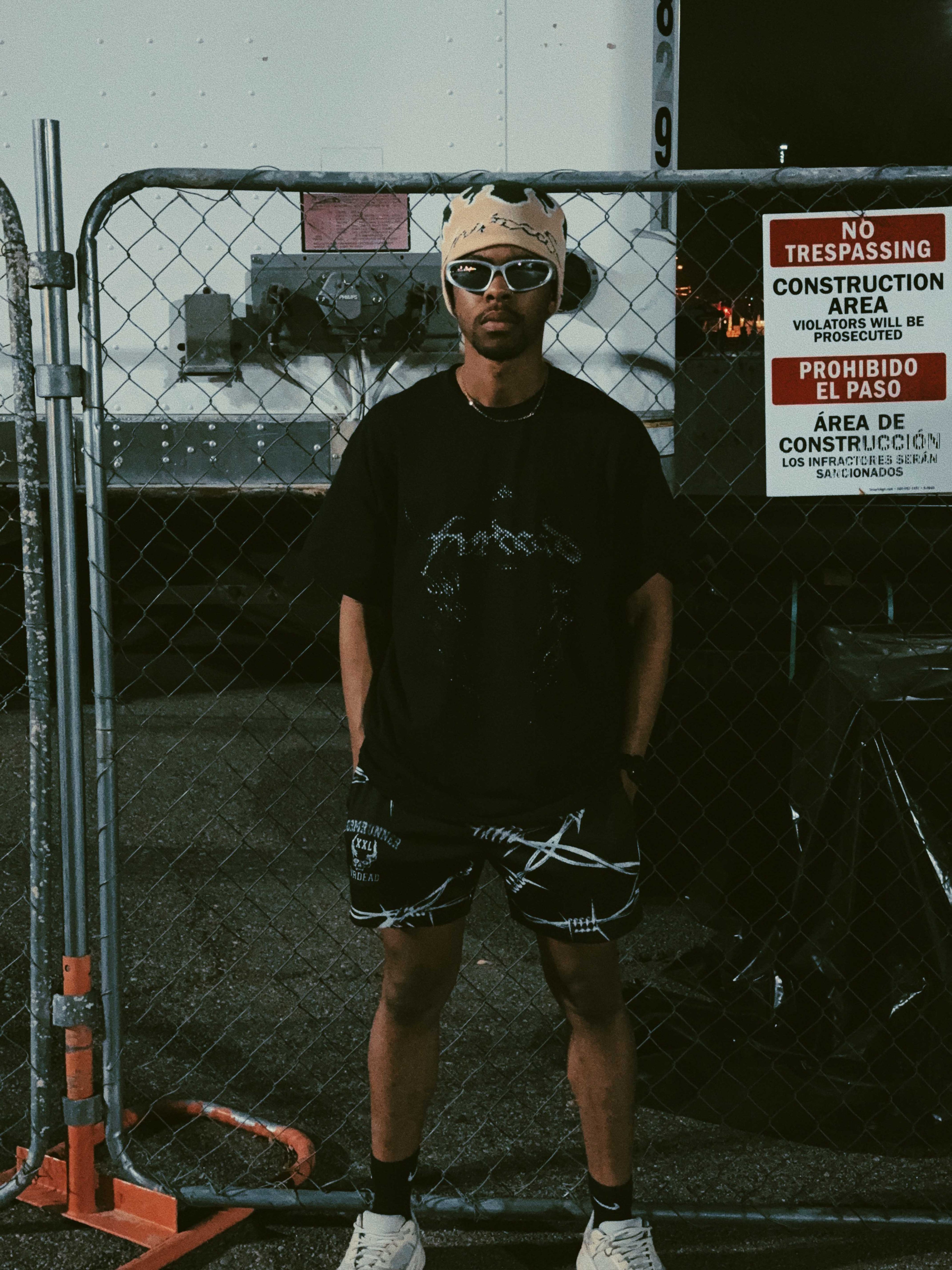 Gorro con llamas de musgo tóxico