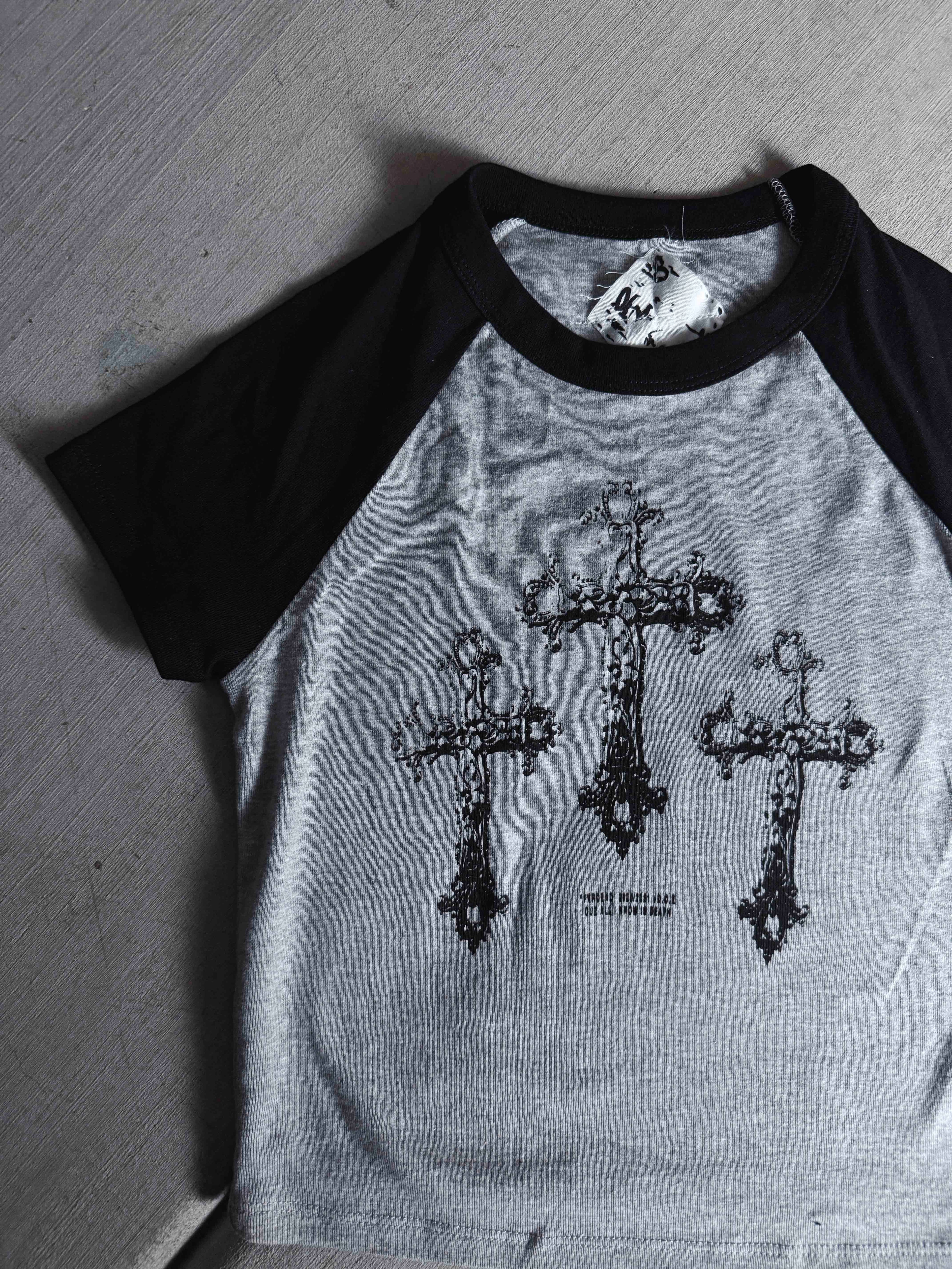 Holy Trinity Baby tee black/grey