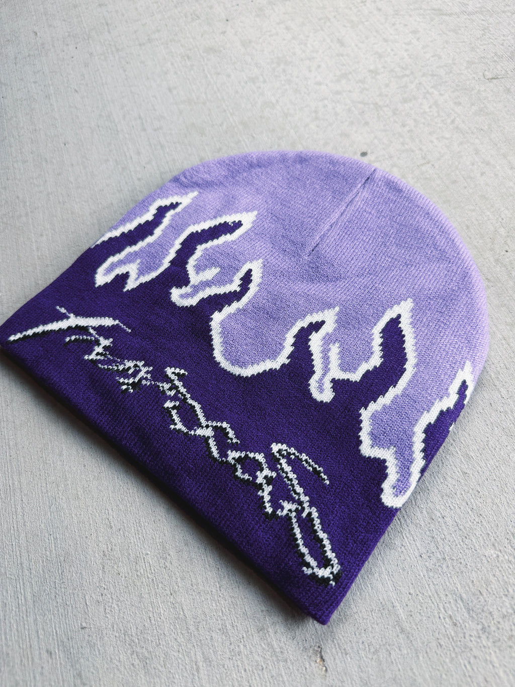 Gorro con llamas Purple Haze